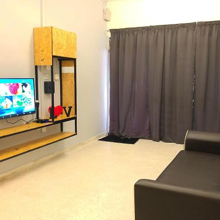 Panda Homestay Серембан Екстериор снимка