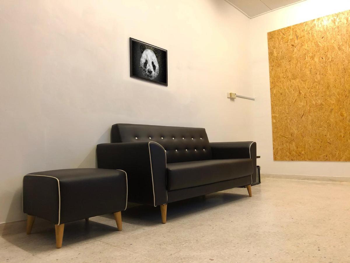 Panda Homestay Серембан Екстериор снимка