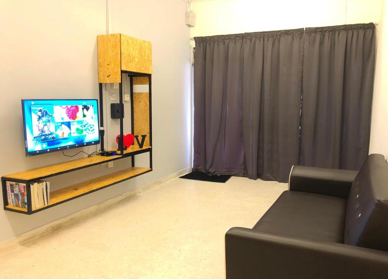Panda Homestay Серембан Екстериор снимка